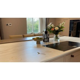 How to Clean Granite & Quartz Kitchen Worktops for a Streak-Free Finish